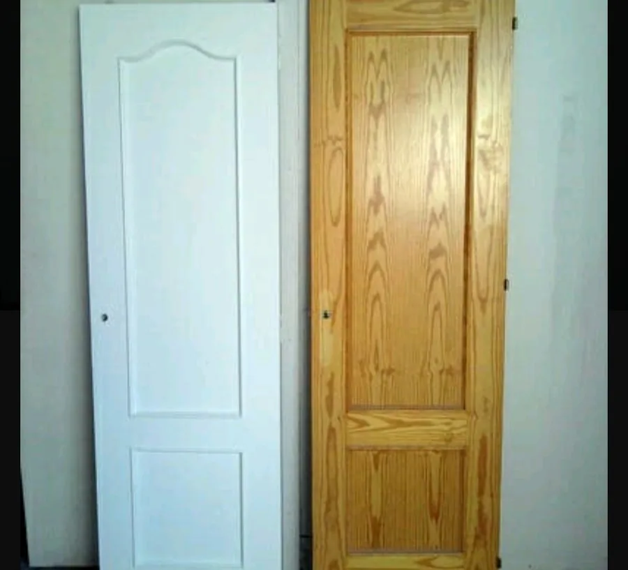 Lacar Puertas en Domicilio vs. Taller: Por Qué es Más Seguro Trabajar In Situ