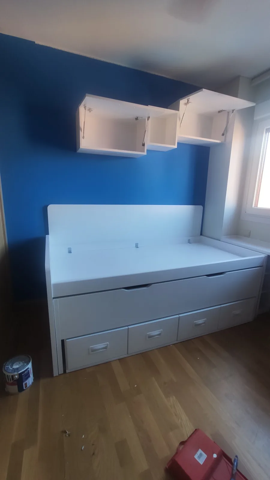 Cama juvenil con cajones lacada en blanco profesional en Galapagar