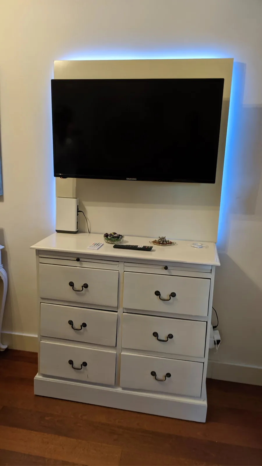 lacado comoda cajones blanca en Majadahonda